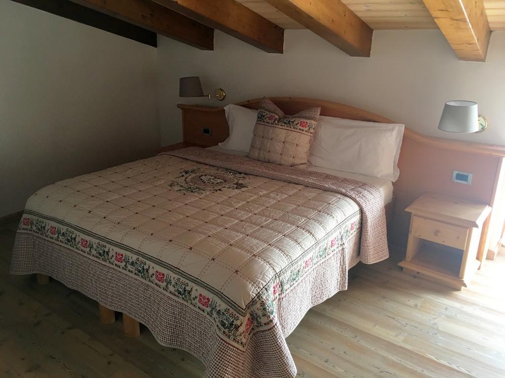 I Tre Magli Hotel Dimaro Exterior photo