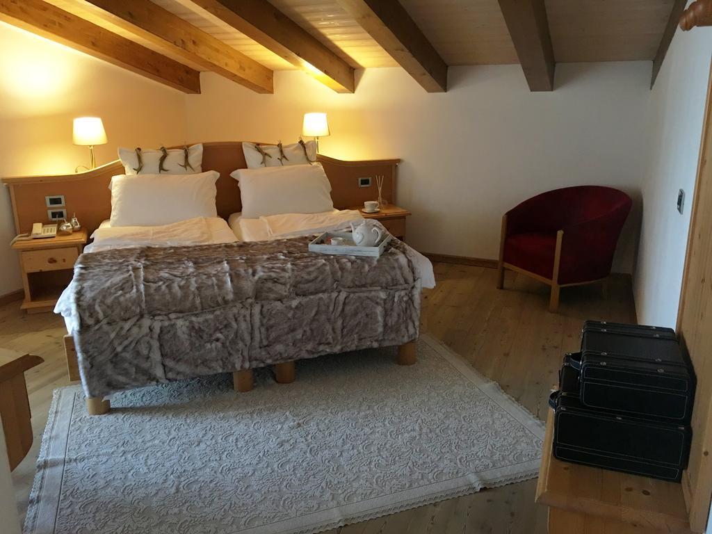 I Tre Magli Hotel Dimaro Exterior photo